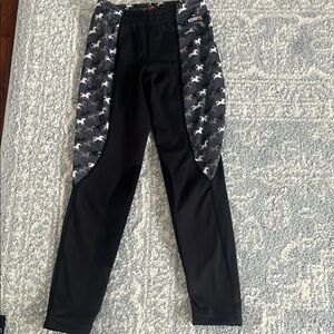 Kerrits Black and Gray Joggers with Sleek Design